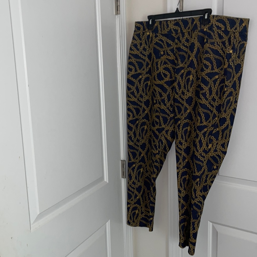 Size 3x Michael Kors Pants 2 pockets on back